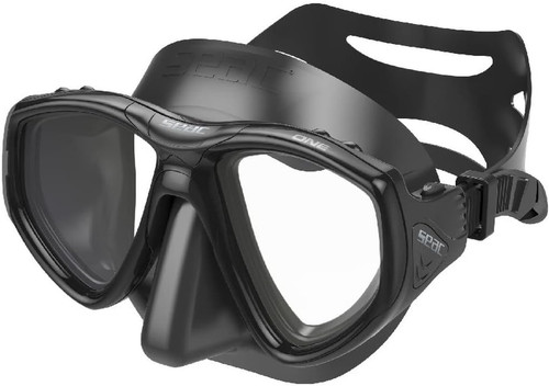 One maschera sub - one,,